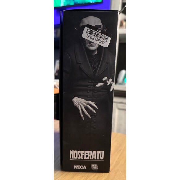 New NECA Nosferatu Ultimate Count Orlok Black and White 7" Scale Action Figure - Picture 5 of 10